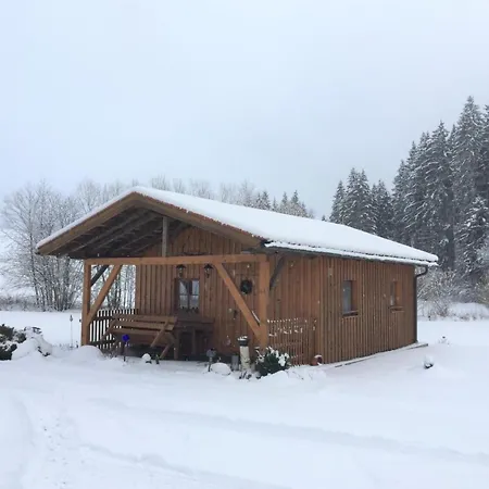 In Mit Grill Und Terrasse By Interhome Dom wakacyjny